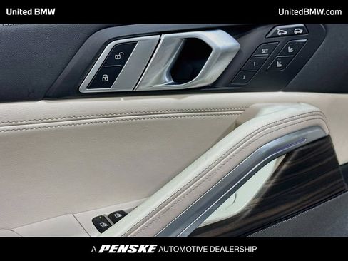 Used 2025 BMW X6 xDrive40i w/ Executive Package AWD/4WD image 3