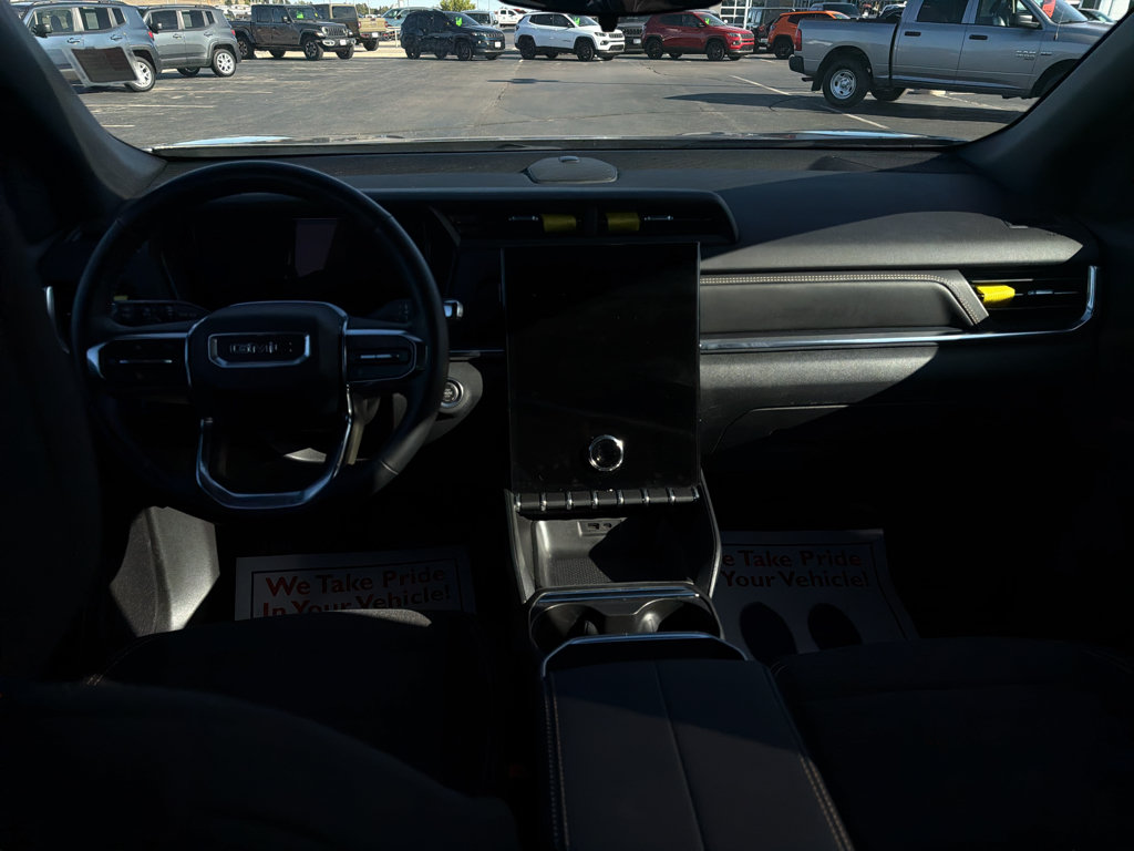 Used 2025 GMC Terrain Elevation AWD/4WD image 11