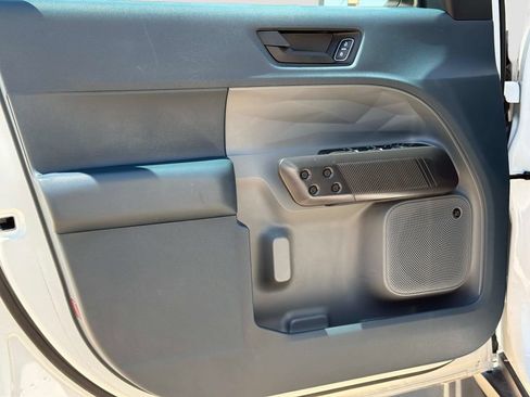 Used 2024 Ford Maverick Lariat w/ Black Appearance Package FWD image 18