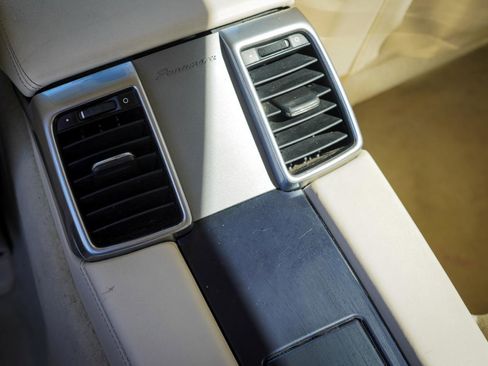 Used 2012 Porsche Panamera S RWD image 21