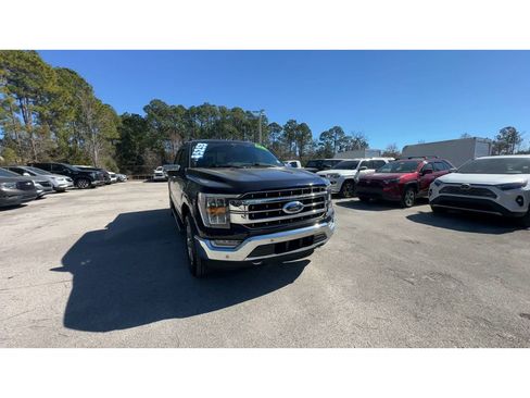 Used 2021 Ford F150 Lariat w/ Max Trailer Tow Package image 3