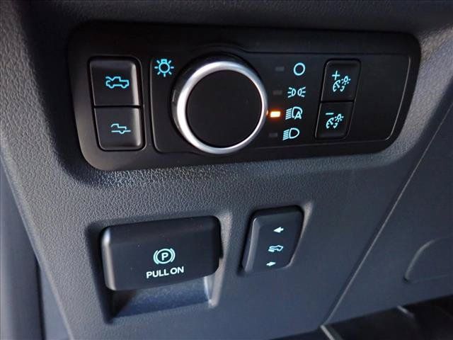 Used 2025 Ford F150 Lightning Lariat AWD/4WD image 18