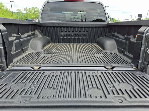 Used 2023 Nissan Frontier SV w/ Tow Package image 27