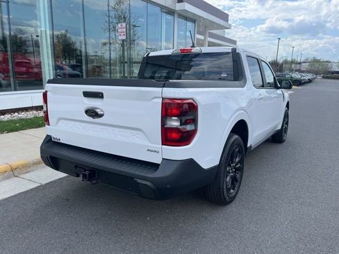 Certified 2024 Ford Maverick Lariat w/ Black Appearance Package image 8