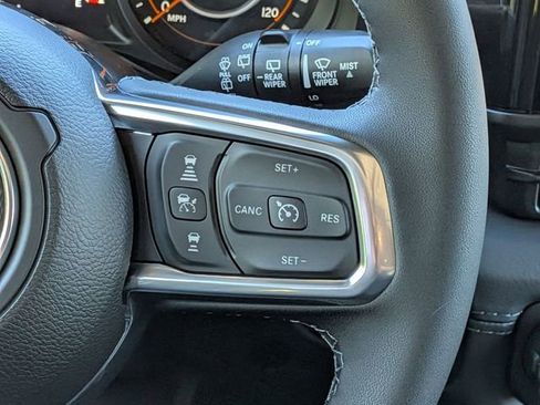 New 2026 Jeep Wrangler Unlimited Sahara AWD/4WD image 20