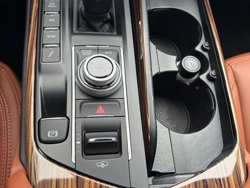 Used 2022 Maserati Levante GT AWD/4WD image 34