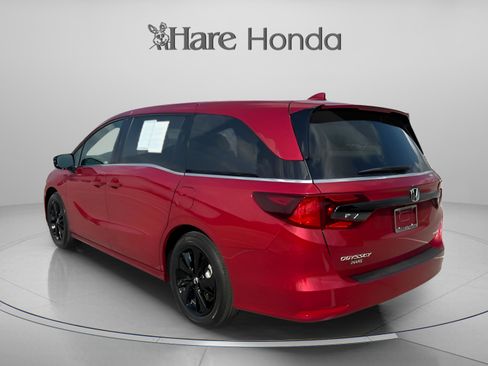 Certified 2023 Honda Odyssey Sport image 3