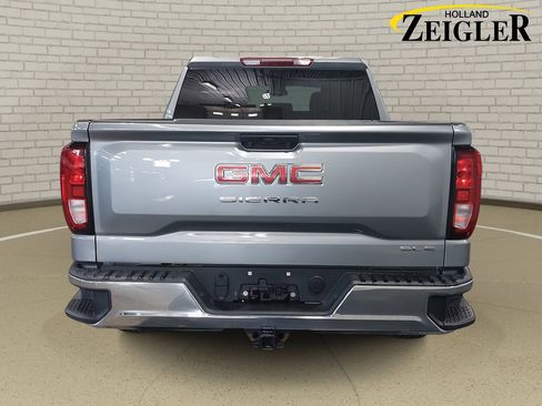 Used 2024 GMC Sierra 1500 SLE image 6