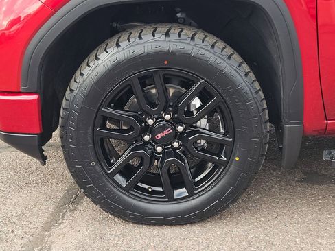 Used 2024 GMC Sierra 1500 Elevation w/ X31 Off-Road Package image 10