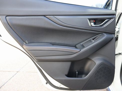 Used 2023 Subaru Crosstrek 2.5i Limited w/ Moonroof Package image 17