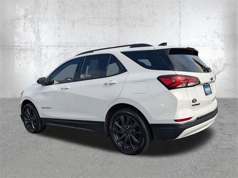 Certified 2022 Chevrolet Equinox RS image 9