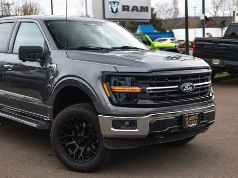 Used 2024 Ford F150 XLT AWD/4WD image 3