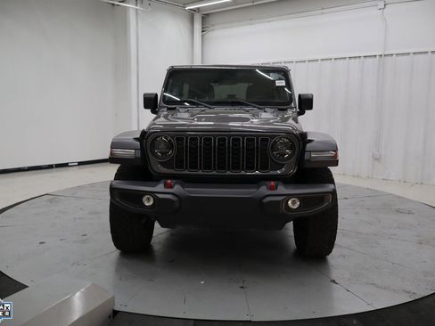 Used 2025 Jeep Wrangler Rubicon image 11
