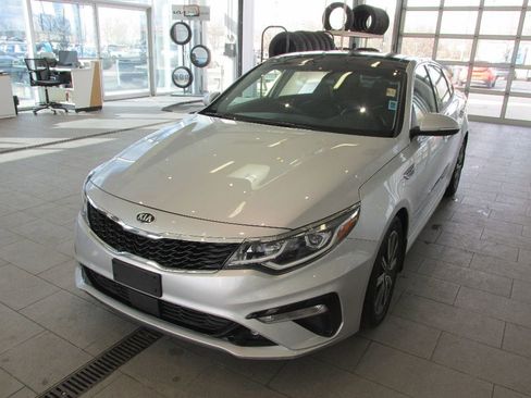 Used 2020 Kia Optima Premium image 3