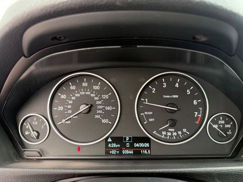 Used 2017 BMW 320i Sedan RWD image 24
