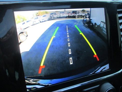 Used 2019 Jeep Grand Cherokee Altitude image 19