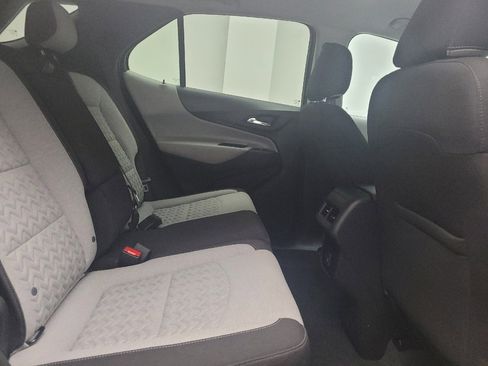 Used 2024 Chevrolet Equinox LS w/ LS Convenience Package image 19
