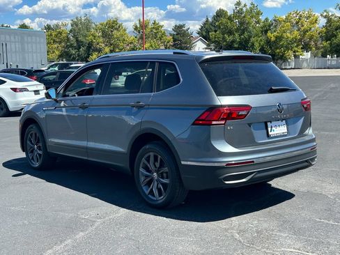 Used 2023 Volkswagen Tiguan SE FWD image 6