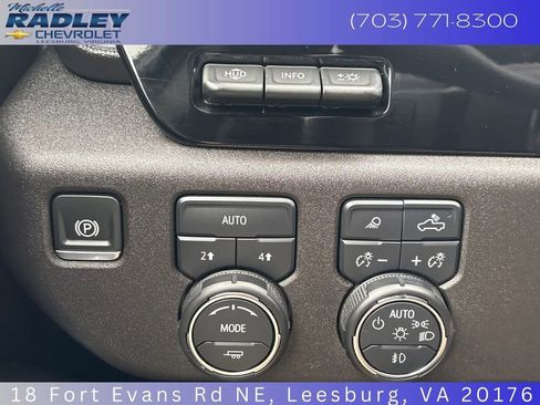 Used 2024 Chevrolet Silverado 1500 LTZ w/ LTZ Premium Package image 17