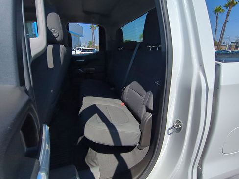 Used 2022 GMC Sierra 1500 SLE w/ Driver Alert Package I image 23