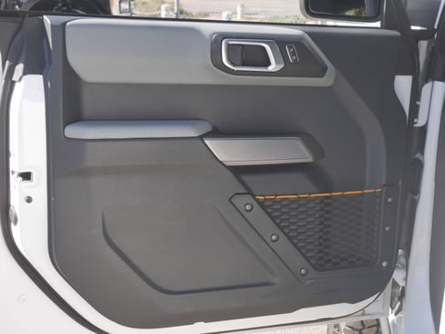 Certified 2022 Ford Bronco Badlands image 37