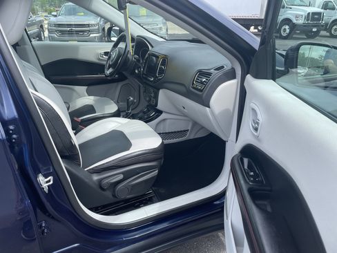 Used 2020 Jeep Compass Limited AWD/4WD image 29