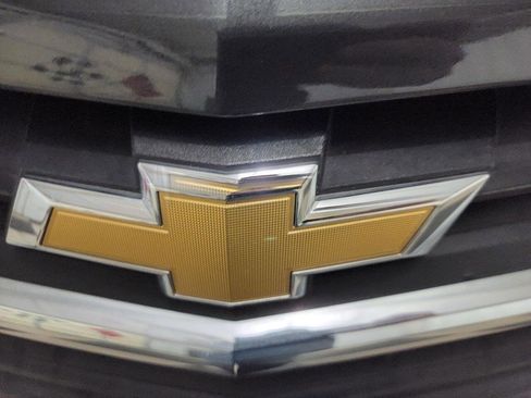 Used 2018 Chevrolet Equinox LS image 42