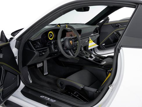 Used 2025 Porsche 911 GT3 RS RWD image 14