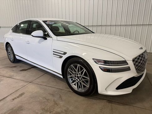 Certified 2025 Genesis G80 2.5T AWD/4WD image 13