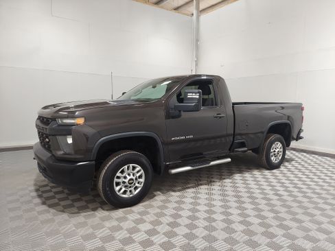 Used 2020 Chevrolet Silverado 2500 W/T image 1