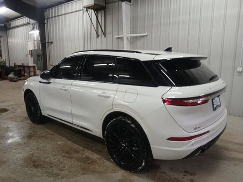 Used 2024 Lincoln Corsair Reserve w/ Jet Appearance Package image 3