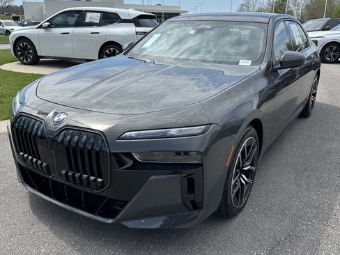 New 2026 BMW 760i xDrive AWD/4WD image 5