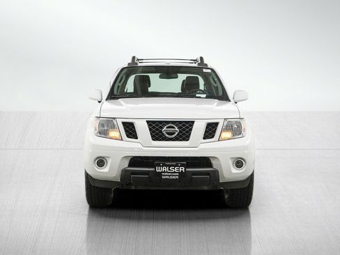 Used 2011 Nissan Frontier PRO-4X w/ Pro-4x Luxury Pkg AWD/4WD image 8