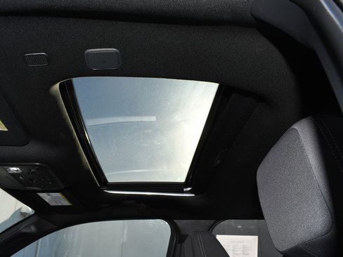 Used 2024 Toyota Tacoma TRD Sport image 19