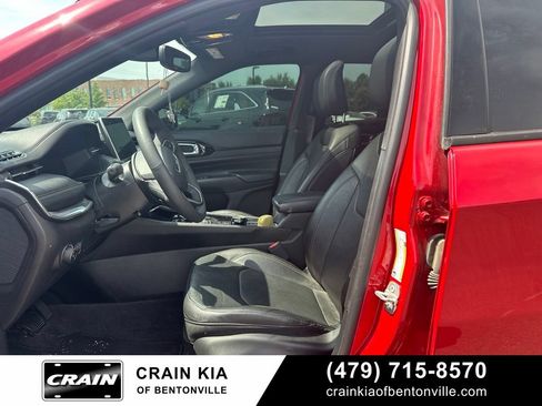 Used 2024 Jeep Compass Limited AWD/4WD image 4
