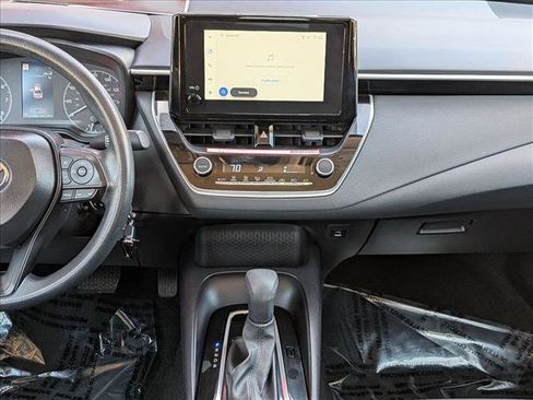 Certified 2025 Toyota Corolla LE FWD image 14