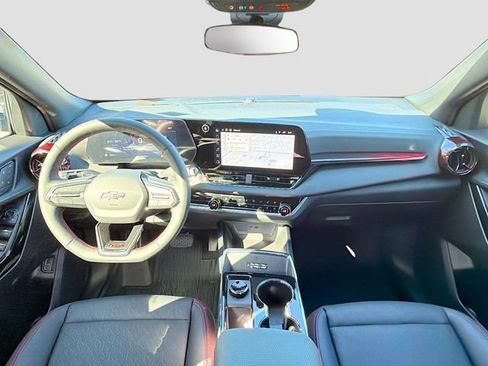 Used 2026 Chevrolet Equinox RS w/ Convenience Package III image 16