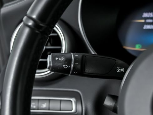 Used 2021 Mercedes-Benz C 63 AMG AMG C 63 image 30