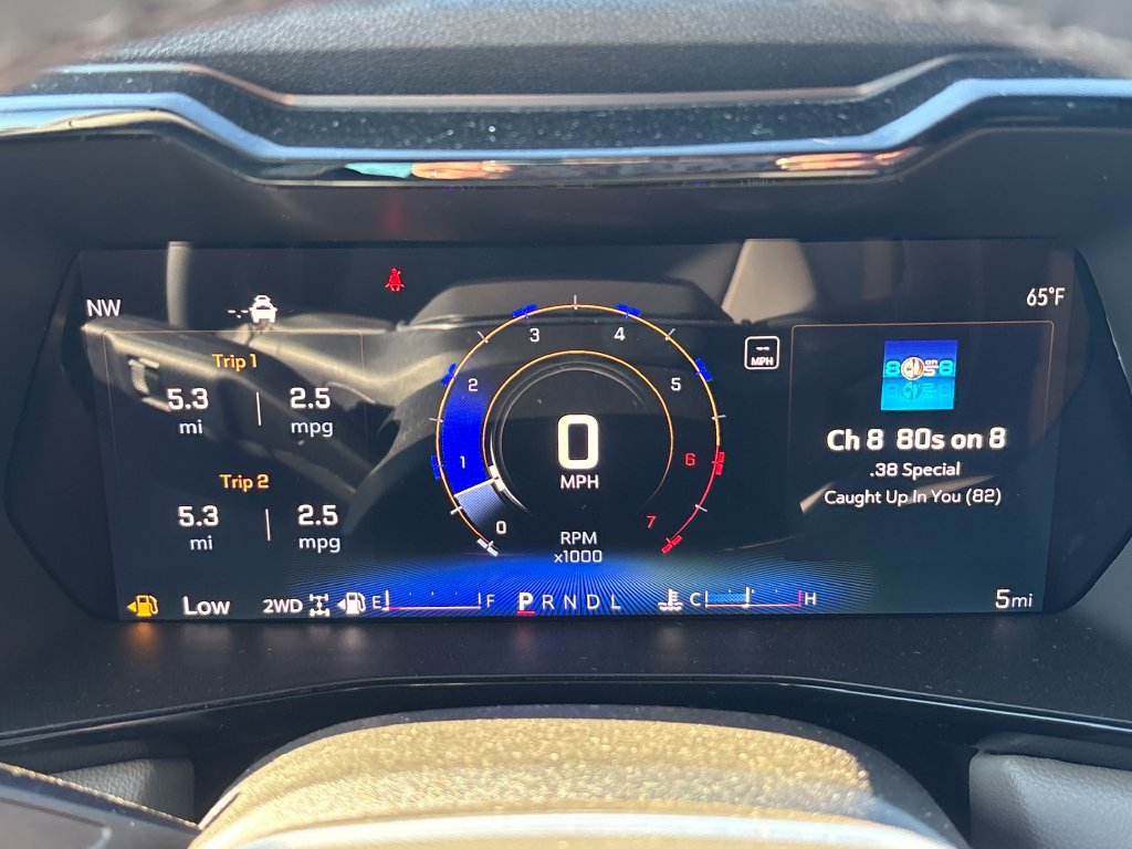 New 2026 Chevrolet Colorado ZR2 w/ Midnight Edition AWD/4WD image 15