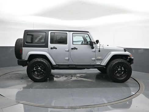 Used 2013 Jeep Wrangler Unlimited Sahara w/ Dual Top Group image 6