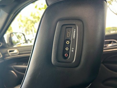 Used 2018 Jeep Grand Cherokee High Altitude RWD image 42