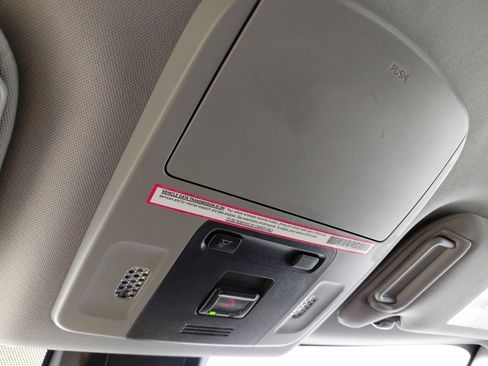 Used 2023 Toyota Camry SE image 35