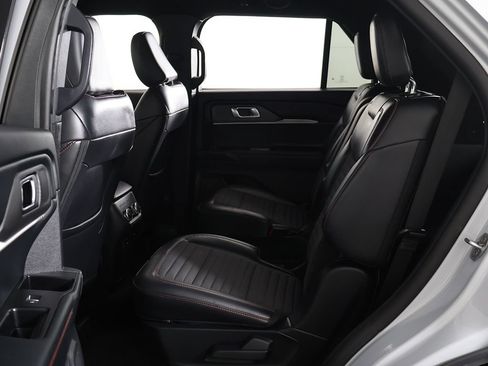 Used 2026 Ford Explorer ST-Line AWD/4WD image 28