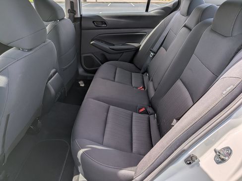 Used 2024 Nissan Altima 2.5 SV FWD image 29