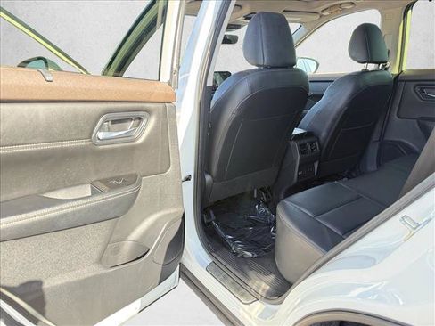 Used 2023 Nissan Rogue SL w/ SL Premium Package FWD image 21