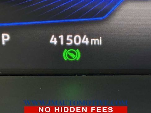 Used 2024 Volkswagen Tiguan SE image 23