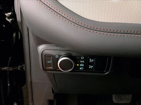 New 2026 Ford Explorer Active image 31