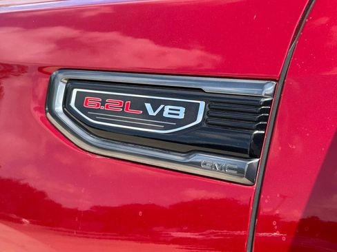 Used 2021 GMC Sierra 1500 AT4 w/ AT4 Preferred Package AWD/4WD image 15