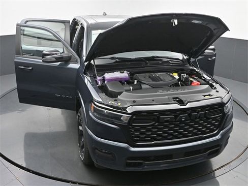 New 2026 RAM 1500 4x4 Crew Cab image 62
