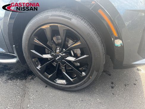 Used 2022 Kia Sorento EX image 21